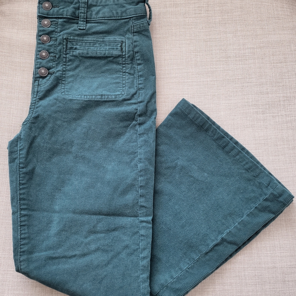 American Eagle Outfitters Green Corduroy Pants